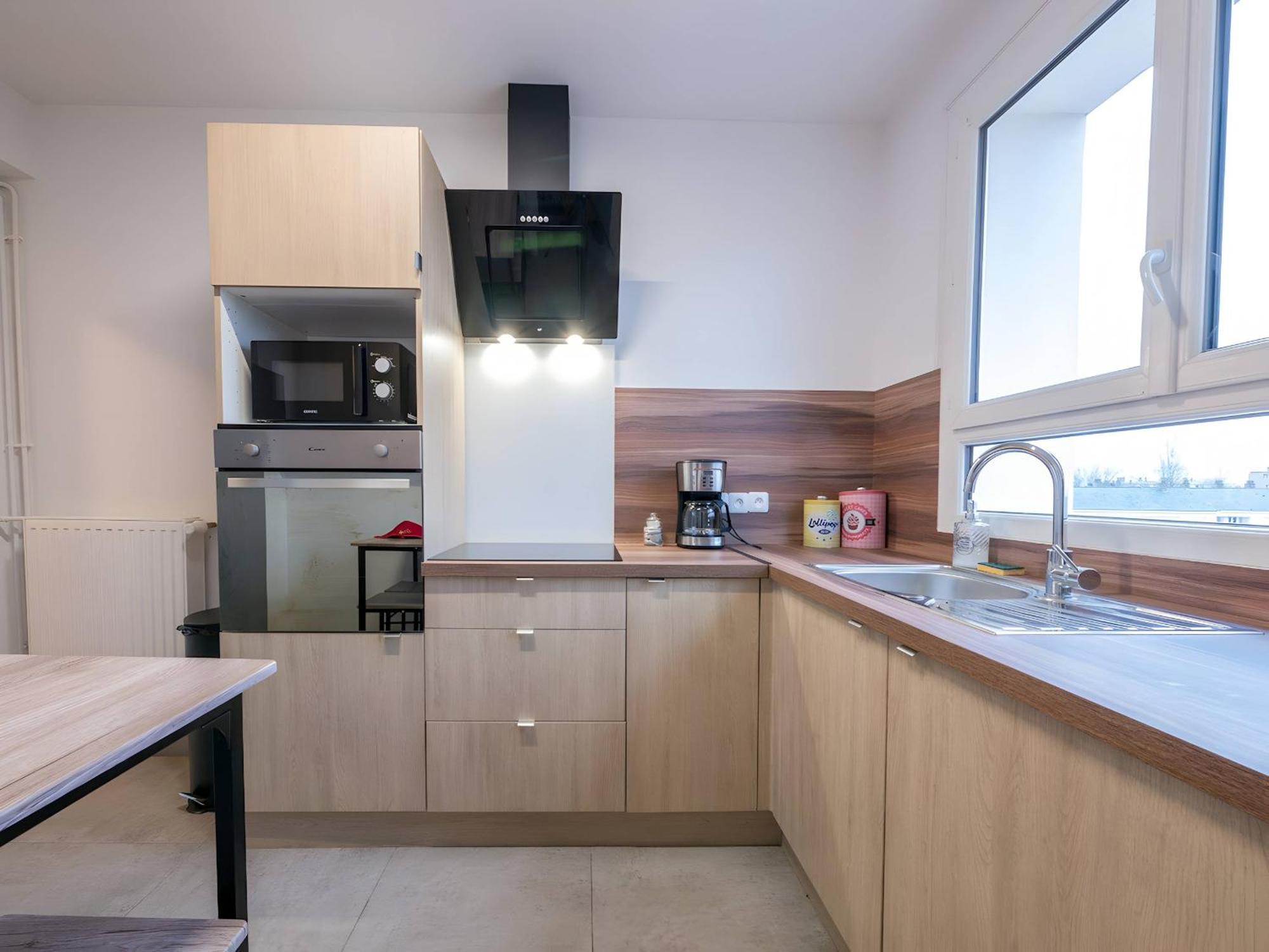 Le Spacieux - Circuit - Parking - 8 Personnes - Reve Au Mans Apartman Le Mans Kültér fotó
